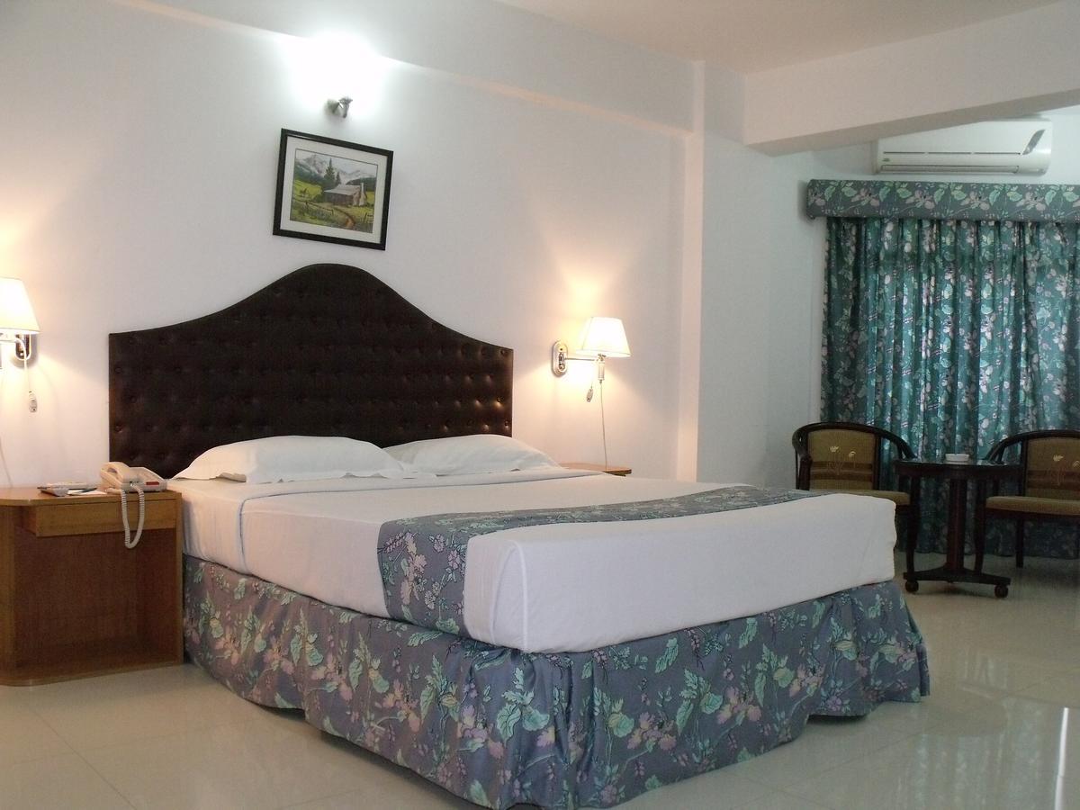 Hotel Purbani International Ltd. Dhaka Exterior photo